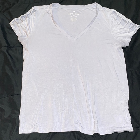 American Eagle Outfitters Tops - Soft & sexy AEO tshirt size small